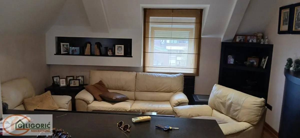 Prodaja, trosoban stan, 100m², Čukarica, Beograd