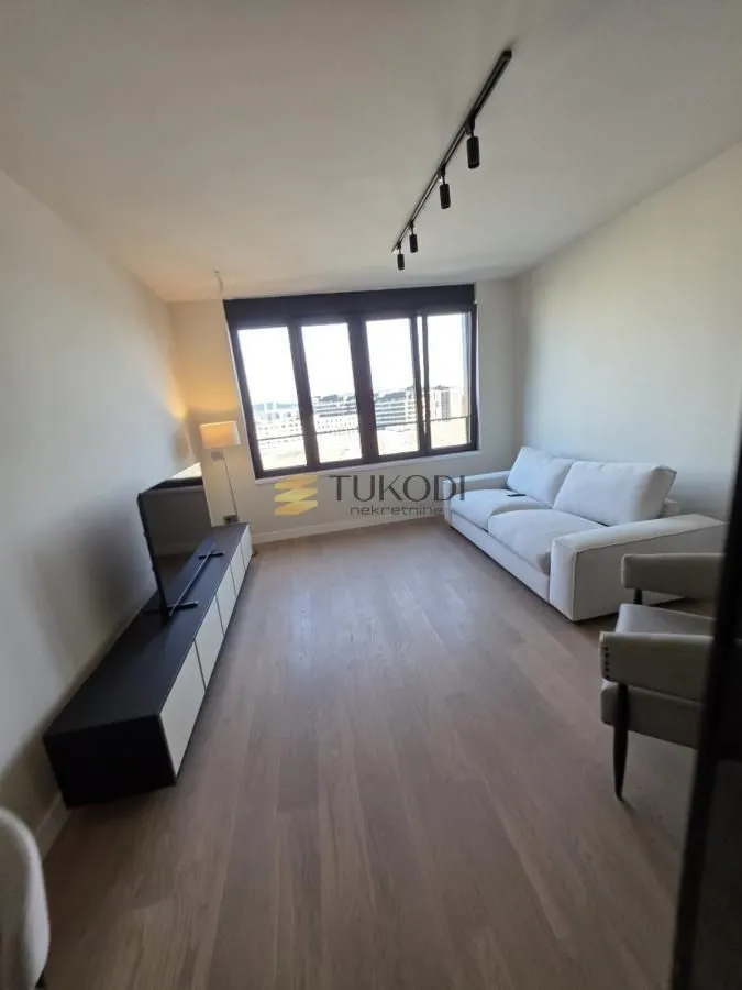 Rent, one bedroom apartment, 33m², Novi Beograd Sve Podlokacije, Beograd