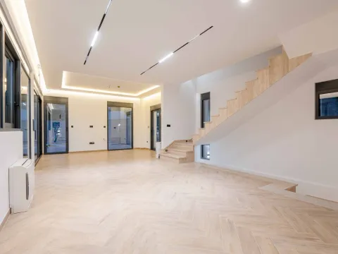 Prodaja, kuća, 240m², Kamenovo, Budva - image 2