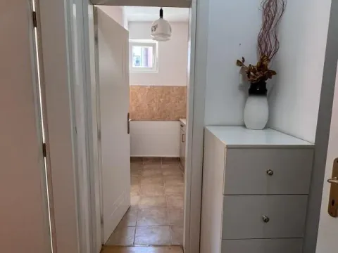 Rent, two bedroom apartment, 52m², Centar, Novi Sad - image 2