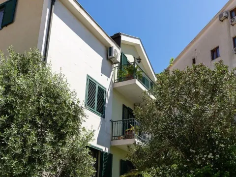 Sale, house, 285m², Budva, Crna Gora - image 18