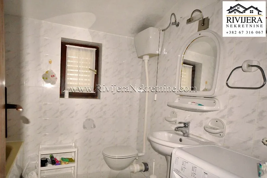 Sale, three bedroom apartment, 114m², Sveti Stasije, Kotor