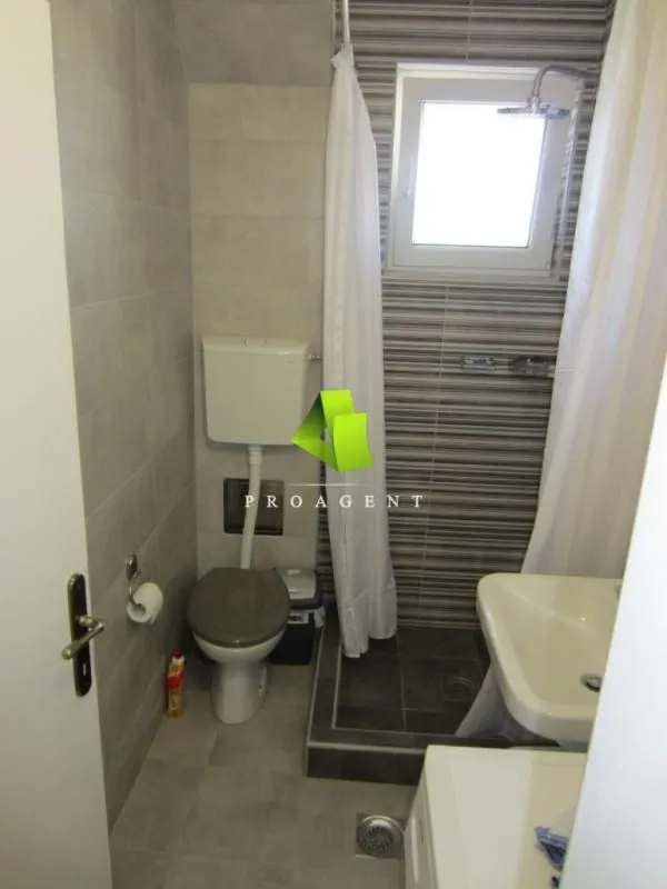 Rent, one bedroom apartment, 54m², Palilula, Niš