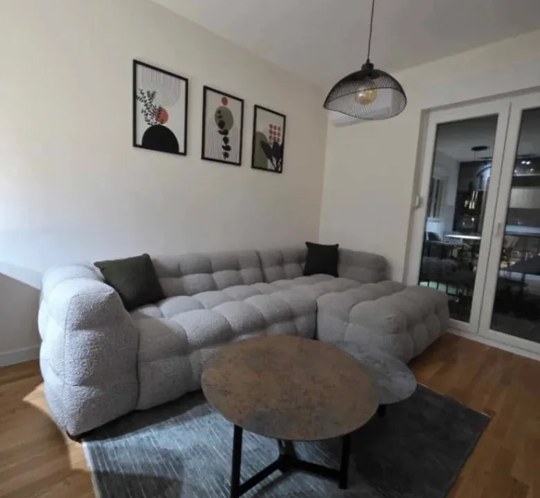 Izdavanje, jednosoban stan, 45m², Zabjelo, Podgorica