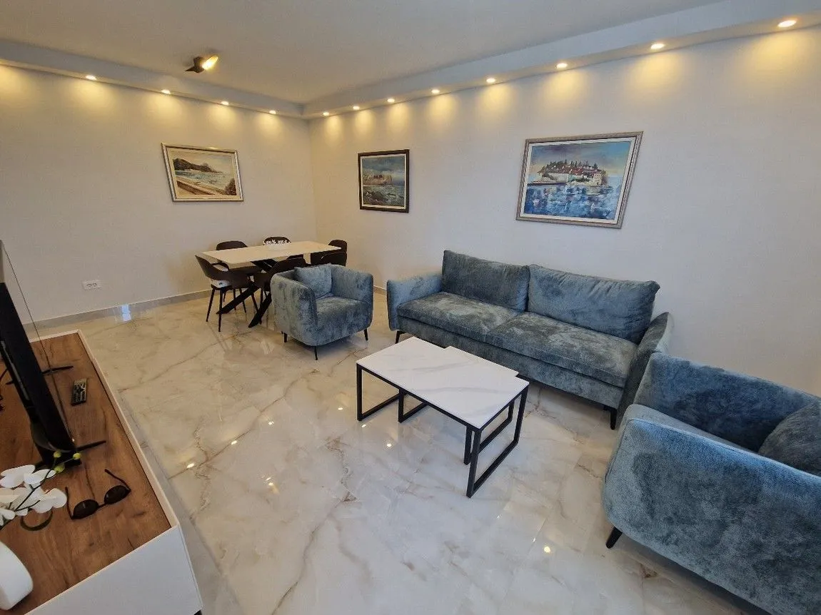 Sale, two bedroom apartment, 62m², Sveti Stefan, Budva