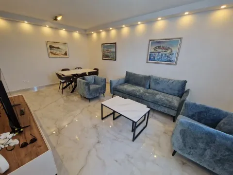Prodaja, dvosoban stan, 62m², Sveti Stefan, Budva - image 3