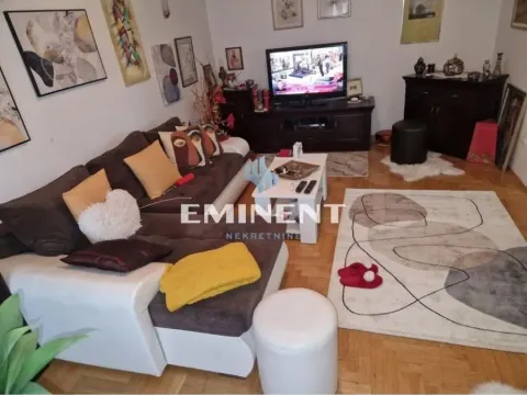 Prodaja, kuća, 219m², Altina, Beograd - image 3