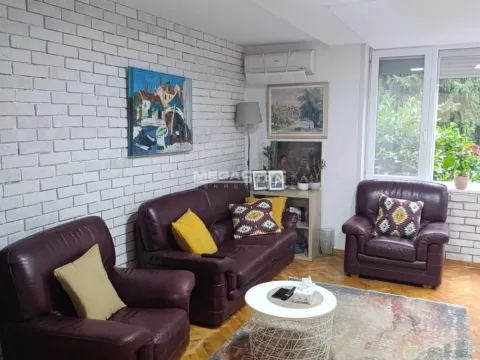 Sale, four bedroom apartment, 78m², Zvezdara Sve Podlokacije, Beograd