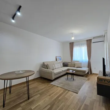 Izdavanje, jednosoban stan, 47m², City Kvart, Podgorica - image 6