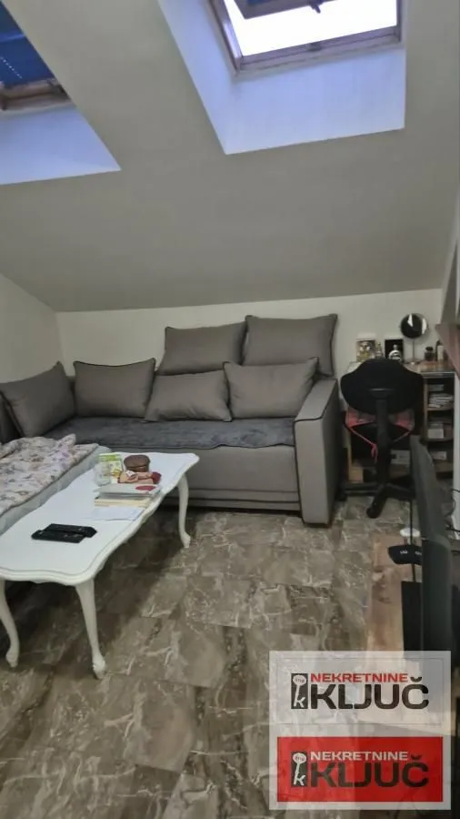 Prodaja, trosoban stan, 78m², Bulevar Oslobodjenja, Novi Sad Sve Podlokacije