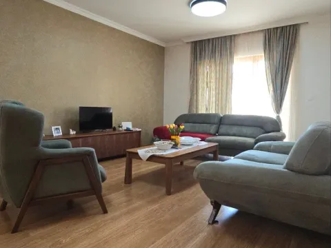 Sale, house, 200m², Rogami, Podgorica - image 9