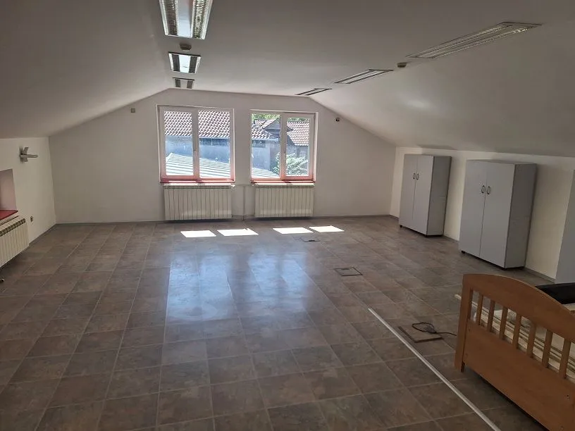 Rent, office space, 470m², Zemun Sve Podlokacije, Beograd