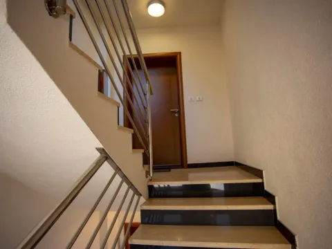 Prodaja, jednosoban stan, 57m², Kamenovo, Budva - image 16