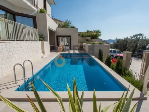 Prodaja, kuća, 240m², Tivat, Crna Gora - image 20