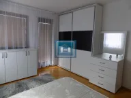 Izdavanje,  stan, 78m2, XI Kongres, Paraćin