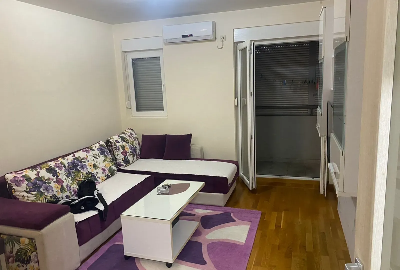 Rent, one bedroom apartment, 43m², Stari Aerodrom, Podgorica