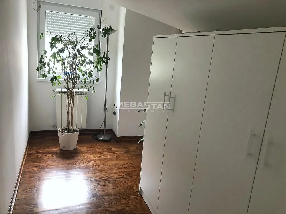 Sale, apartment, 119m², Zemun Gornji Grad, Zemun Sve Podlokacije