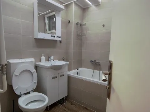 Izdavanje, jednosoban stan, 37m², Novo naselje, Novi Sad - image 12