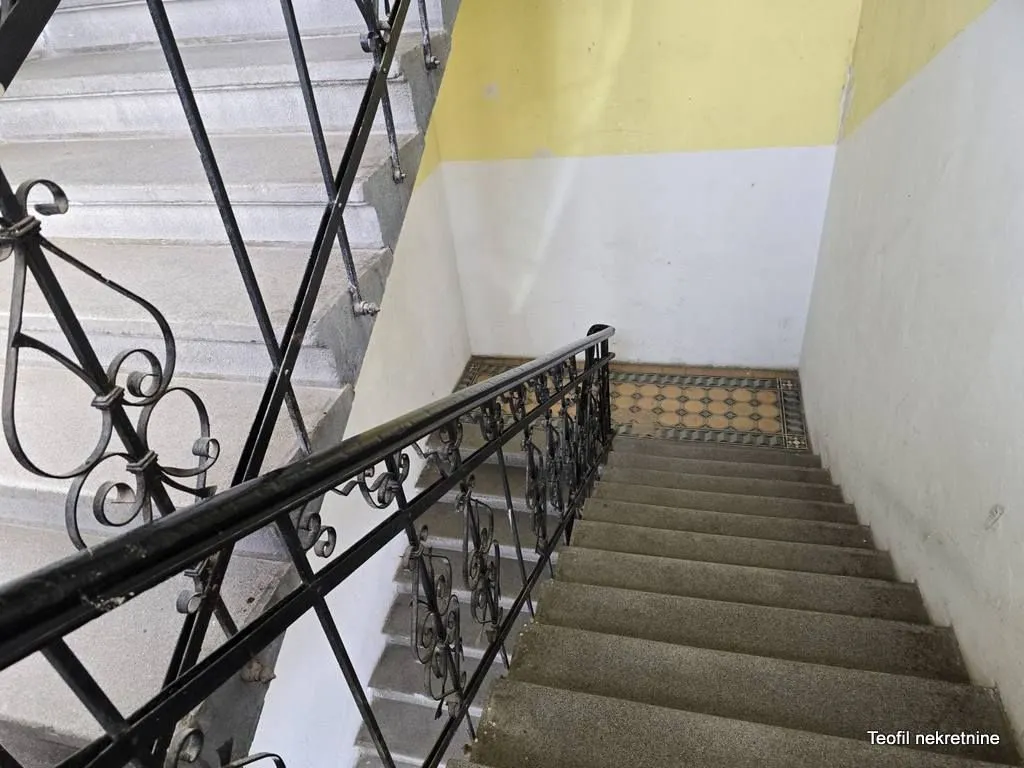 Izdavanje, dvosoban stan, 72m², Zemun Centar, Zemun Sve Podlokacije