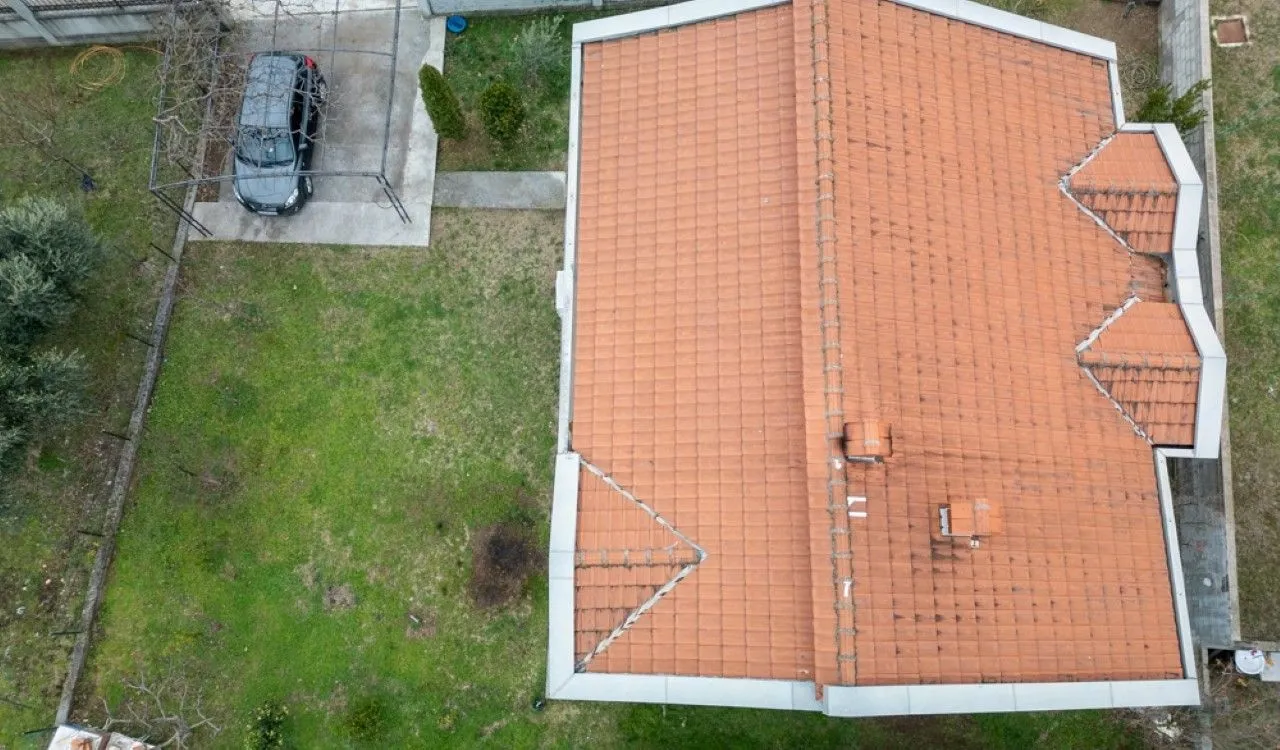 Prodaja, kuća, 258m², Pod Goricom, Podgorica