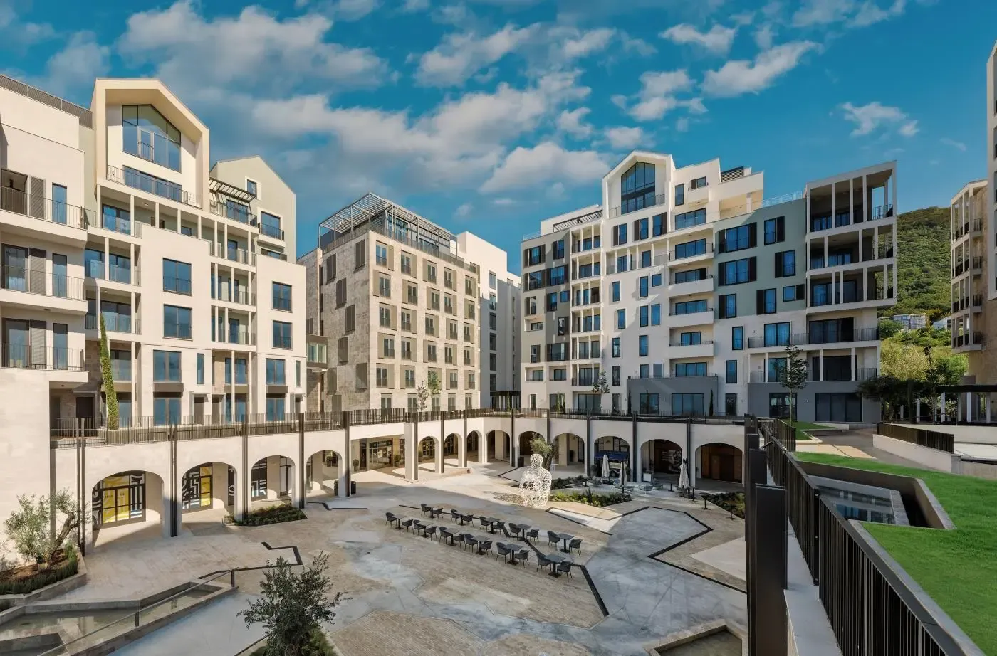 Prodaja, dvosoban stan, 91m², Centar, Tivat