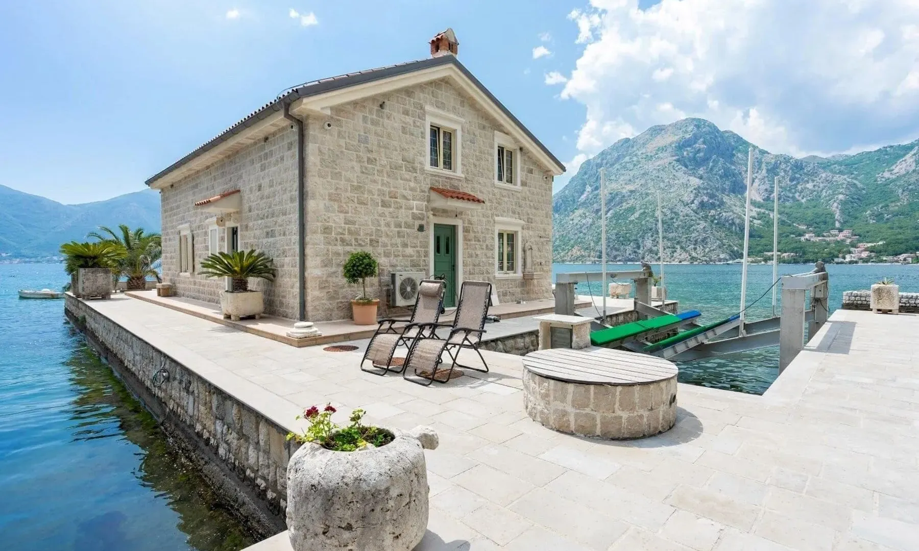 Sale, house, 165m², Ljuta, Kotor