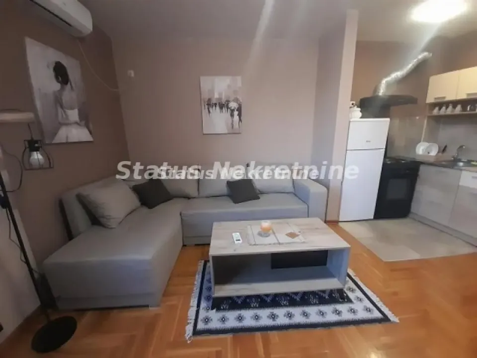 Rent, studio apartment, 26m², Novo naselje, Novi Sad