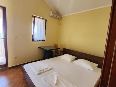 Prodaja, kuća, 145m², Blizikuće, Budva - image 11