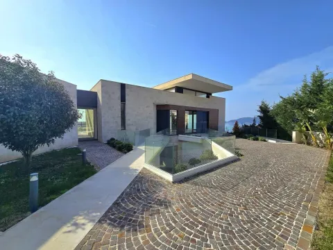 Prodaja, kuća, 428m², Pržno, Budva - image 4