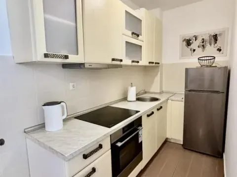 Sale, one bedroom apartment, 37m², Budva, Crna Gora - image 10