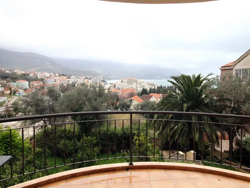 Sale, apartment, 131m², Bečići, Budva