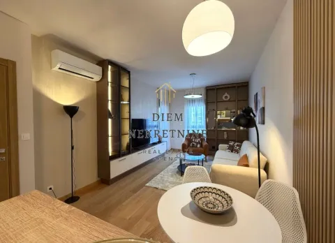 Modern and bright living room with dining area. - image 2