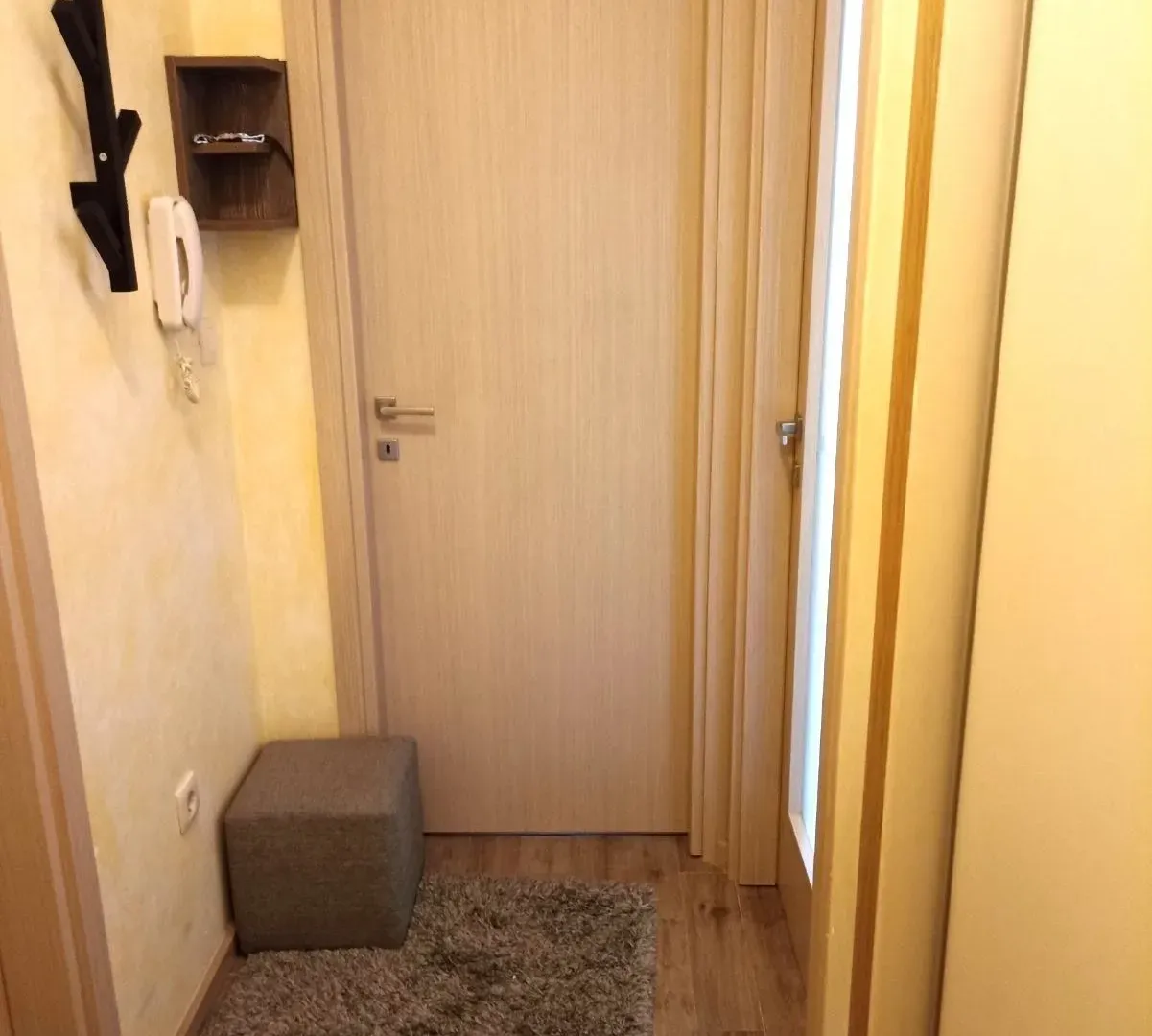 Rent, one bedroom apartment, 45m², City Kvart, Podgorica