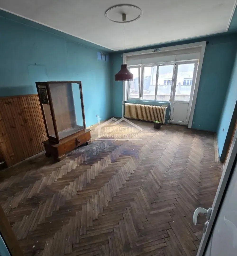 Prodaja, trosoban stan, 73m², Topličin venac, Beograd