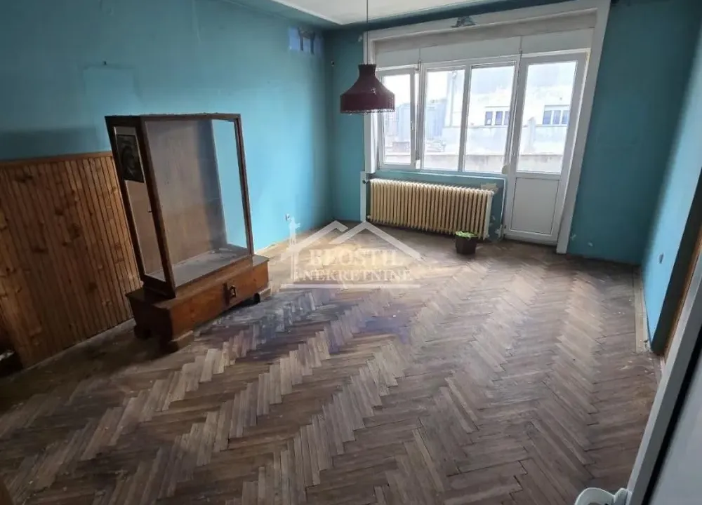 Prodaja, trosoban stan, 73m², Topličin venac, Beograd