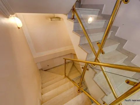 Sale, house, 285m², Bezanijska Kosa 1, Bežanijska Kosa Sve Podlokacije - image 9