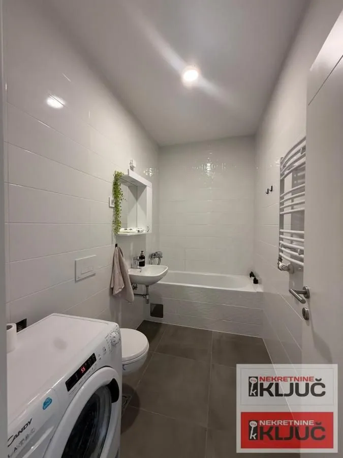 Izdavanje, jednosoban stan, 44m², Novo naselje, Novi Sad