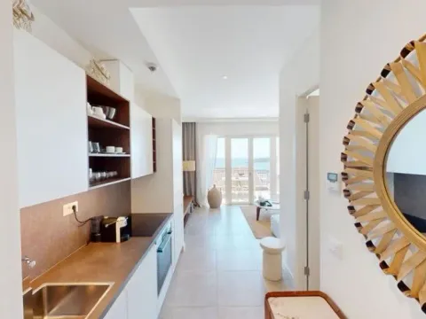 Izdavanje, jednosoban stan, 37m², Luštica Bay, Tivat - image 3