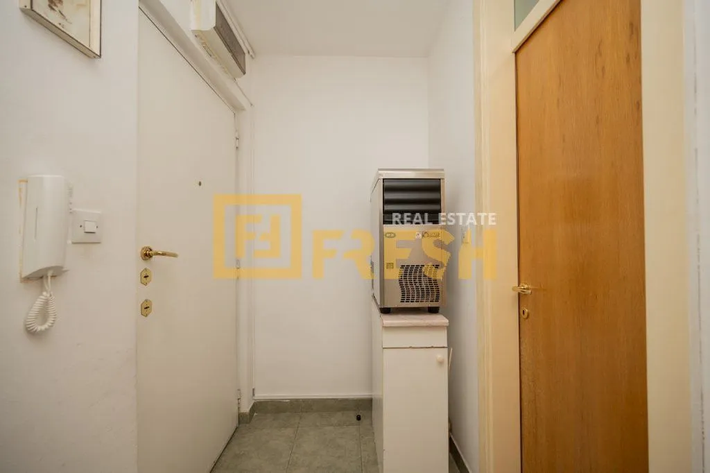Sale, office space, 87m², Preko Morače, Podgorica