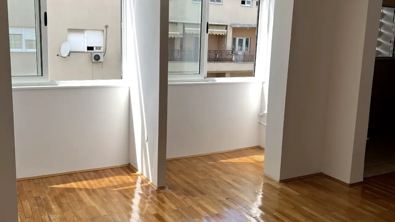 Izdavanje, jednosoban stan, 37m², Centar, Podgorica