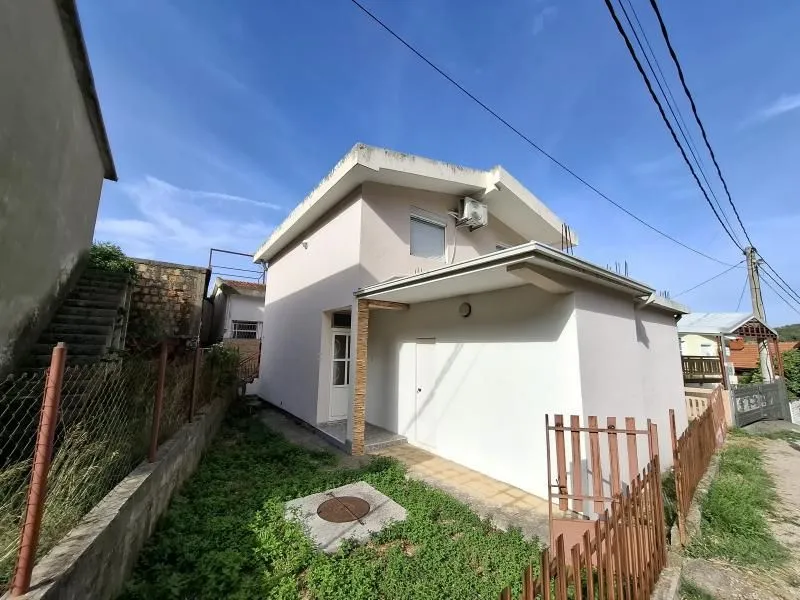 Prodaja, kuća, 120m², Bar, Crna Gora