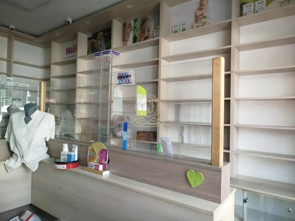 Izdavanje, poslovni prostor, 36m², Medijana, Niš