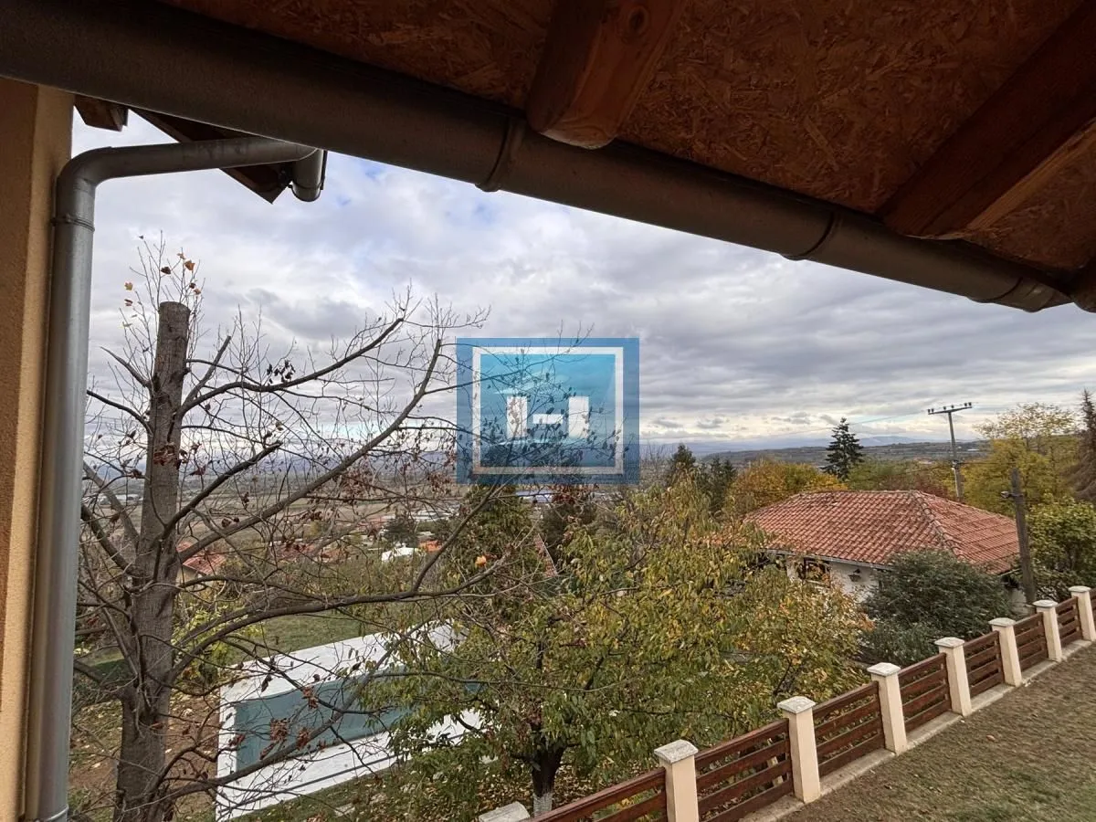 Prodaja, kuća, 220m², Đurđevo brdo, Jagodina