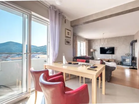 Sale, two bedroom apartment, 76m², Budva, Crna Gora - image 31