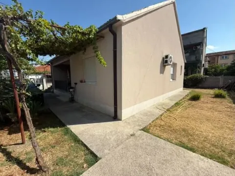  House for Sale, 100m2, Konik, Podgorica