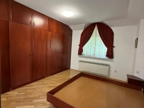 Rent, house, 312m², Voždovac Sve Podlokacije, Beograd - image 8