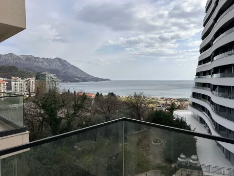 Prodaja, garsonjera, 32m², Bečići, Budva - image 4