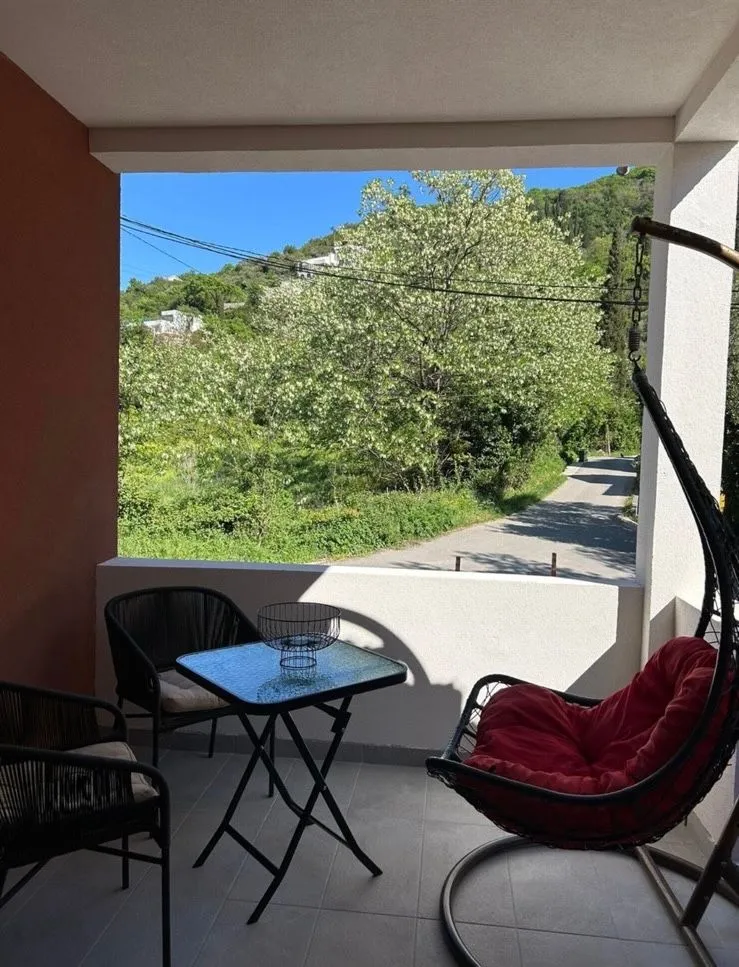 Rent, two bedroom apartment, 70m², Seljanovo, Tivat