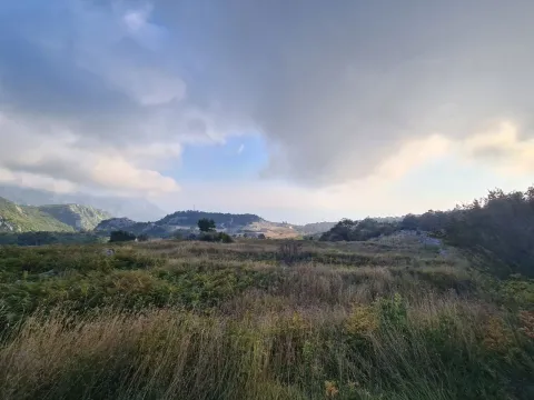 Prodaja, plac, 898m², Budva, Crna Gora - image 4