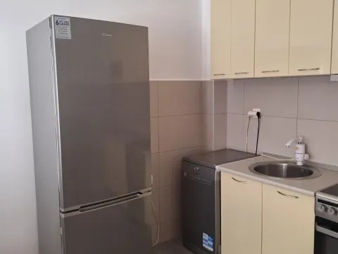 Izdavanje, jednosoban stan, 54m², Kalimanj, Tivat - image 7